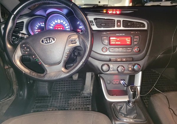 Kia Ceed cena 24000 przebieg: 248200, rok produkcji 2012 z Warszawa małe 67
